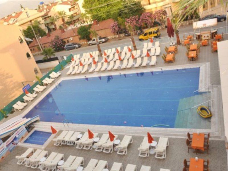 Club Dena Aparthotel Marmaris Exterior photo